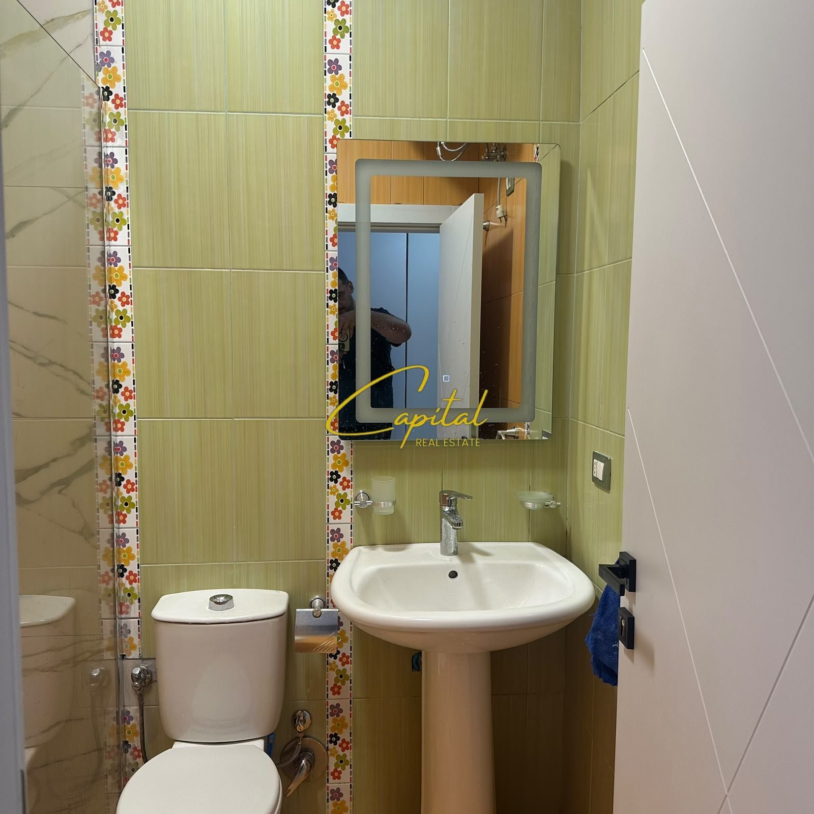WhatsApp Image 2026-09-16 at 10.00.48 AM (1) APARTAMENT ME QIRA 3+1 MATERNITETI I RI 70.000 LEKE