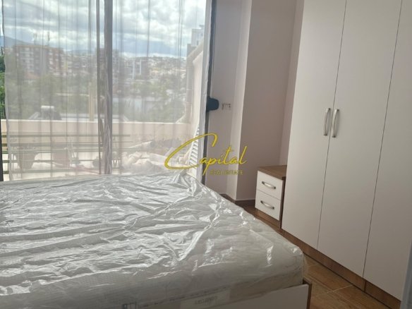 APARTAMENT ME QIRA 3+1 MATERNITETI I RI 70.000 LEKE
