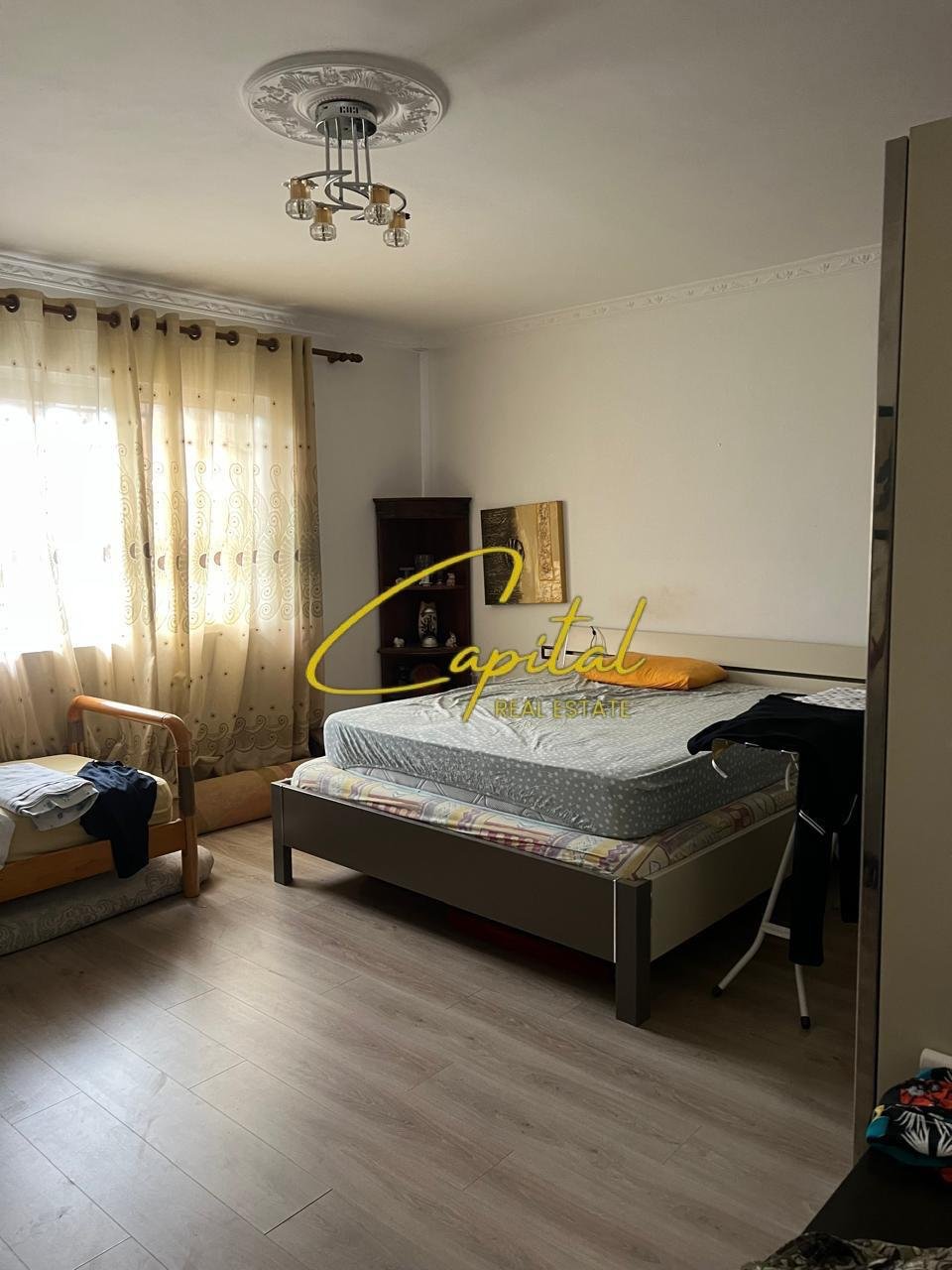 APARTAMENT ME QIRA 1+1 SHKOLLA E BASHKUAR 50.000 LEKE