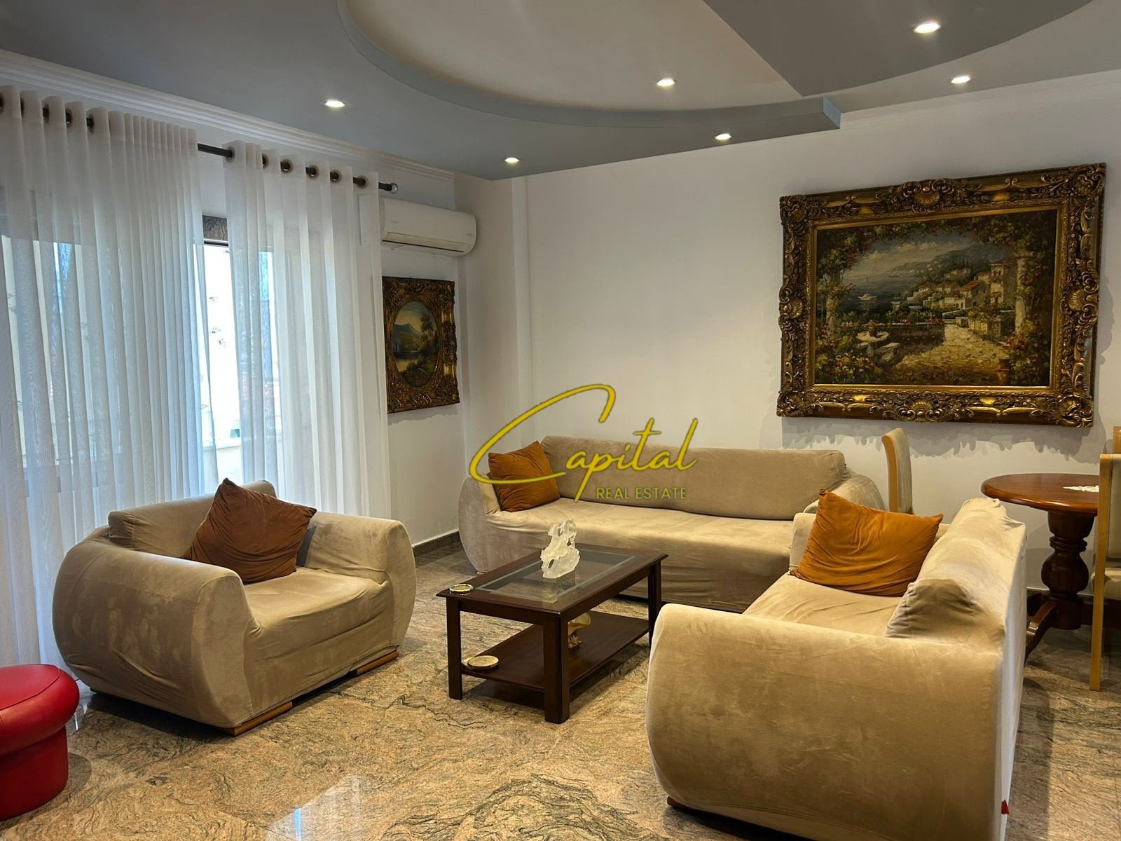 APARTAMENT ME QIRA 2+1+2 BULEVARDI ZOGU I 90.000 LEKE