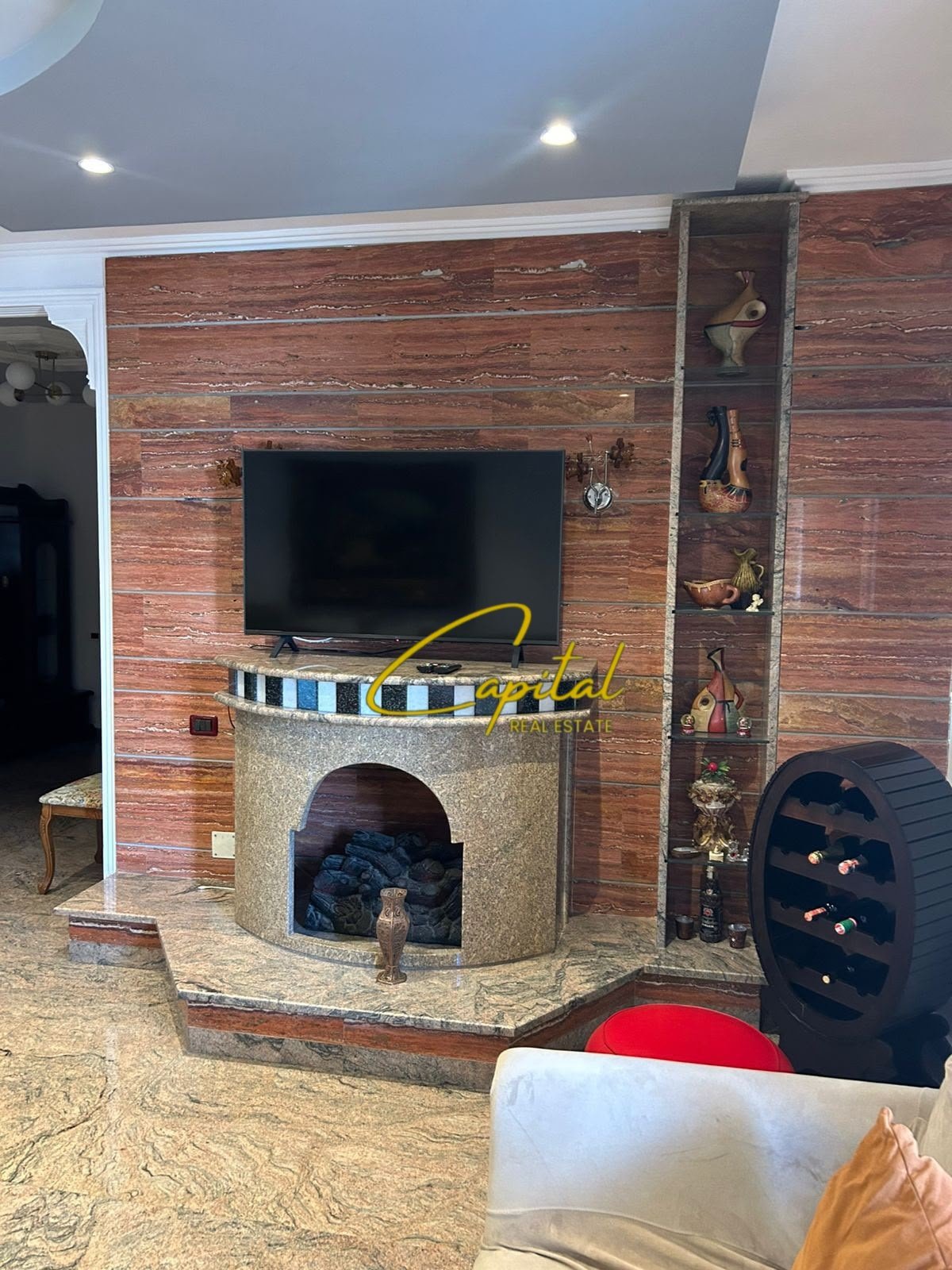 APARTAMENT ME QIRA 2+1+2 BULEVARDI ZOGU I 90.000 LEKE
