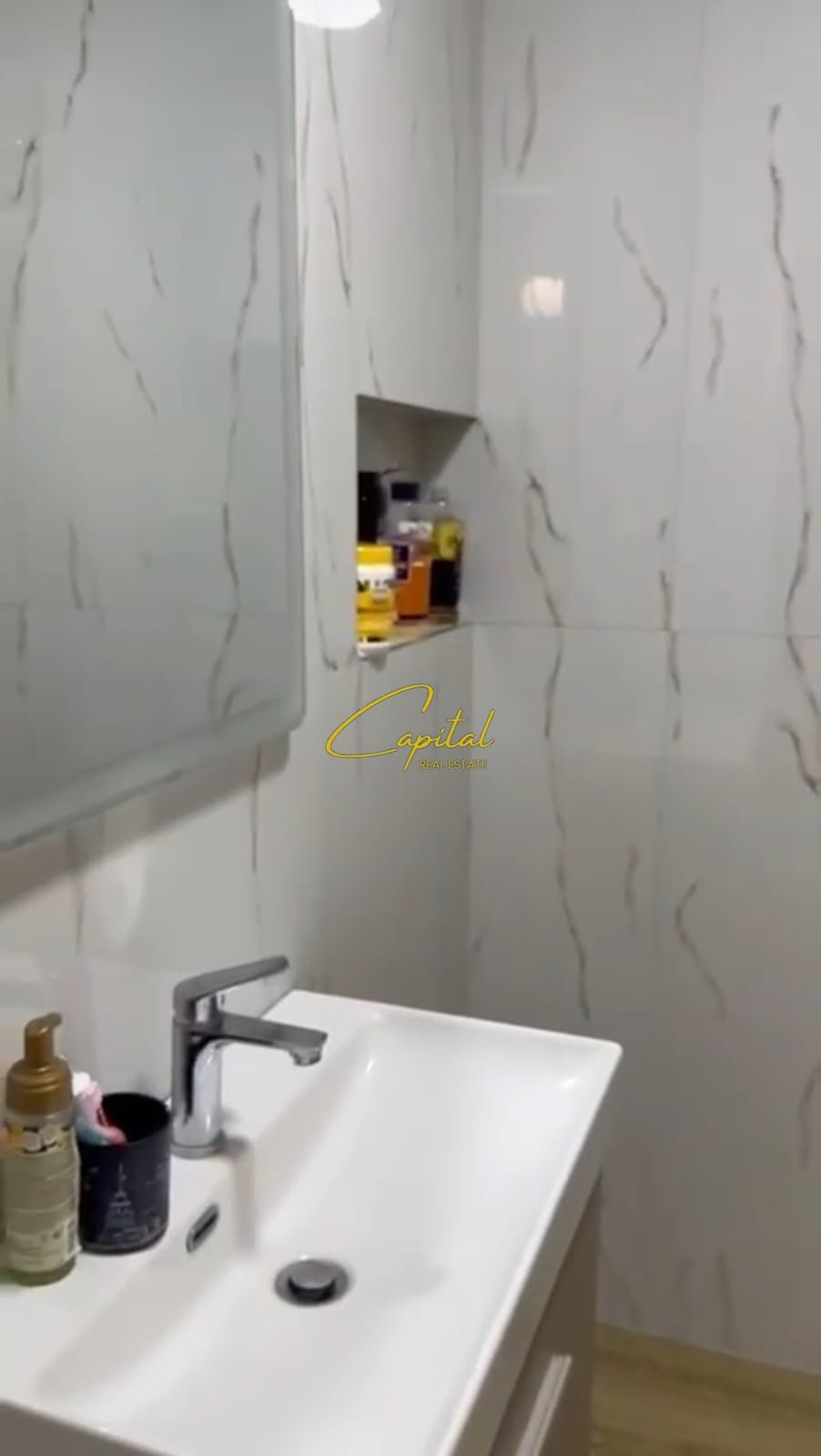 APARTAMENT ME QIRA 1+1 ZOGU I ZI 60.000 LEKE