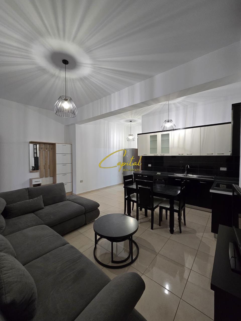 APARTAMENT ME QIRA 1+1 RRUGA E ELBASANIT 40.000 LEKE