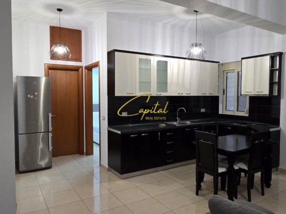 APARTAMENT ME QIRA 1+1 RRUGA E ELBASANIT 40.000 LEKE