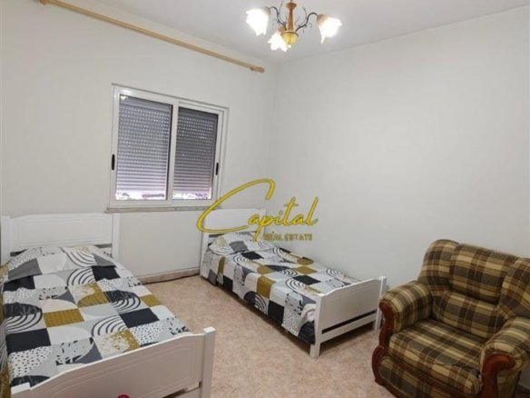 APARTAMENT ME QIRA 3+1 SPITALI AMERIKAN 2 60.000 LEKE