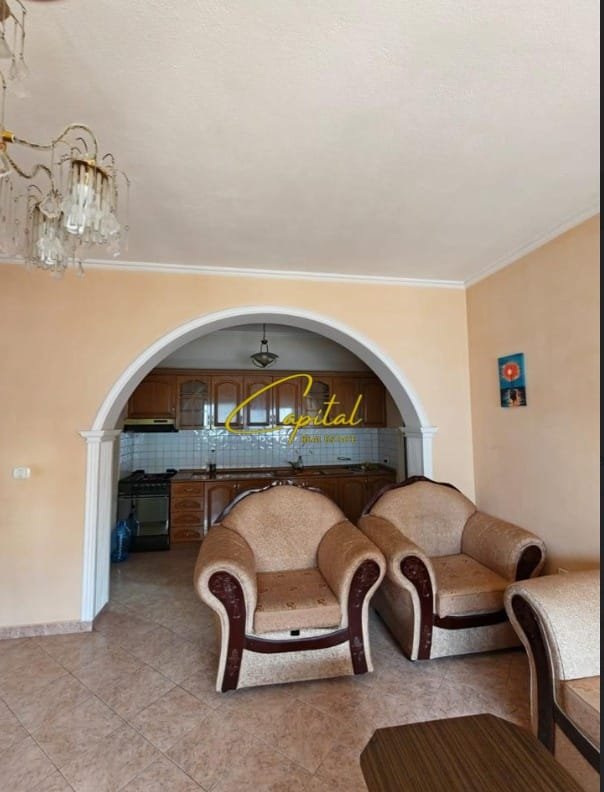 APARTAMENT ME QIRA 3+1 SPITALI AMERIKAN 2 60.000 LEKE