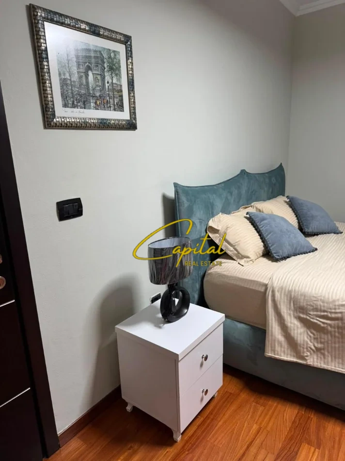APARTAMENT ME QIRA 2+1 STADIUMI AIR ALBANIA 1.500 EURO