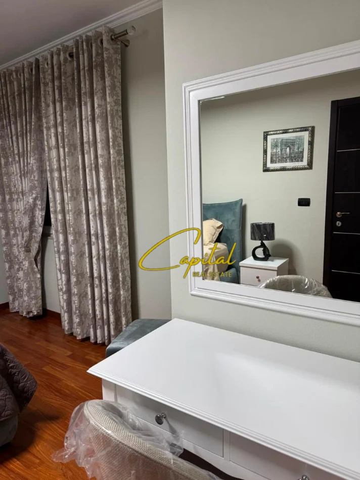 APARTAMENT ME QIRA 2+1 STADIUMI AIR ALBANIA 1.500 EURO