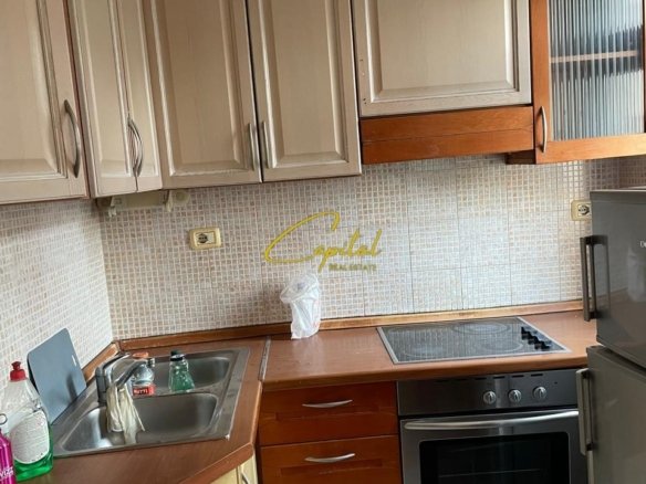 APARTAMENT ME QIRA 2+1 ISH TREGU ELEKTRIK 60.000 LEKE