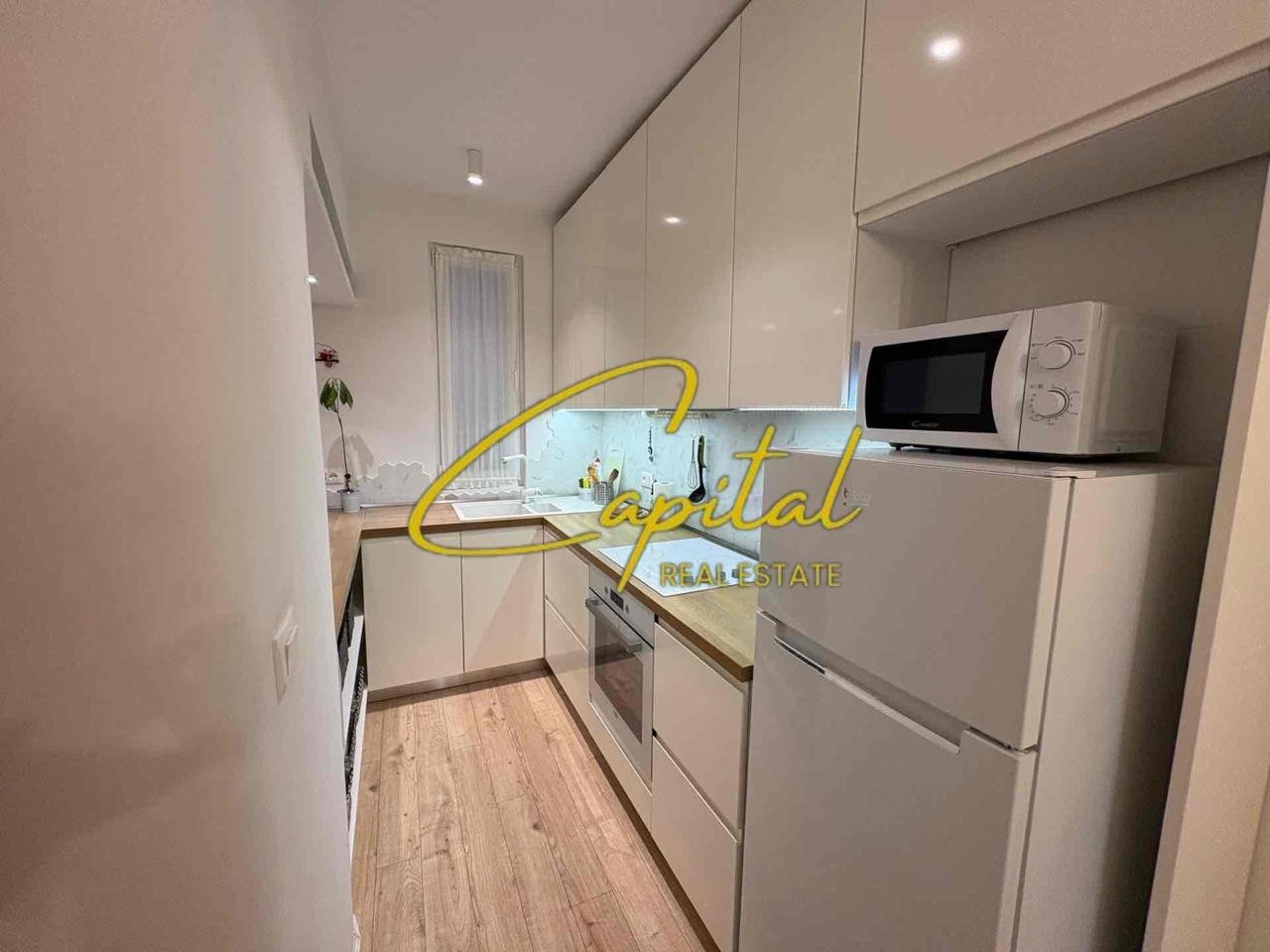 SHITET APARTAMENT 1+1 QENDER 20.600.000 LEKE