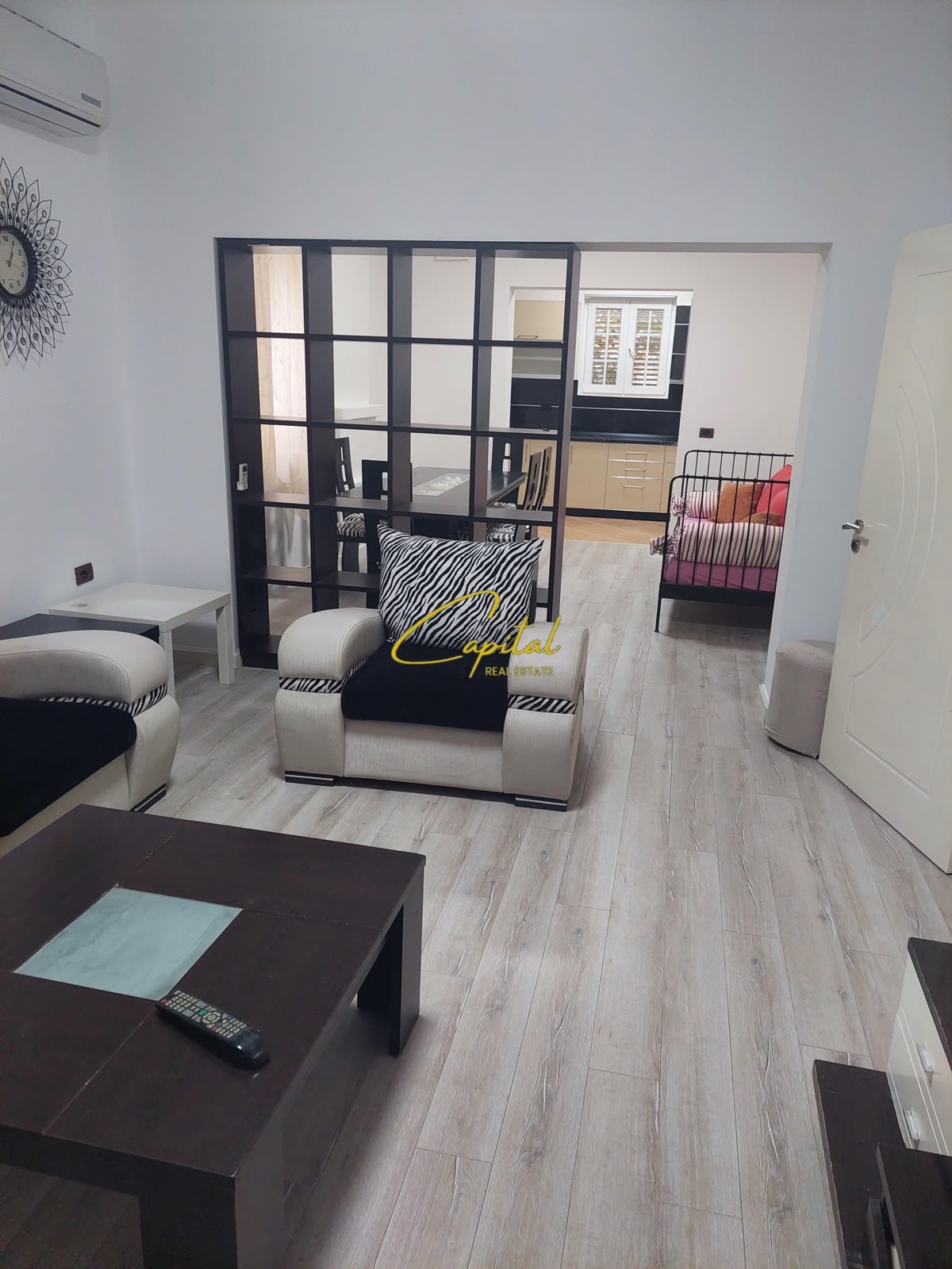 APARTAMENT ME QIRA 2+1 ISH TREGU ELEKTRIK 65.000 LEKE