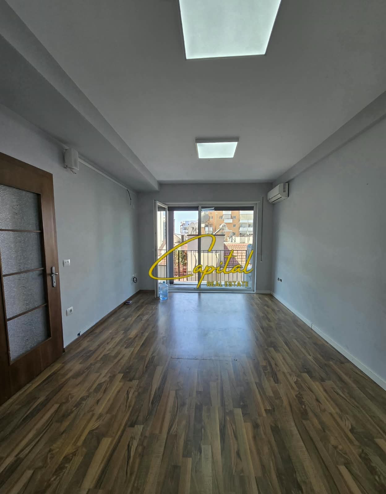 ZYRE ME QIRA 145 M2 21 DHJETORI 160.000 LEKE