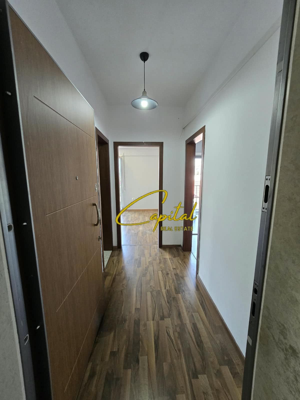 ZYRE ME QIRA 145 M2 21 DHJETORI 160.000 LEKE