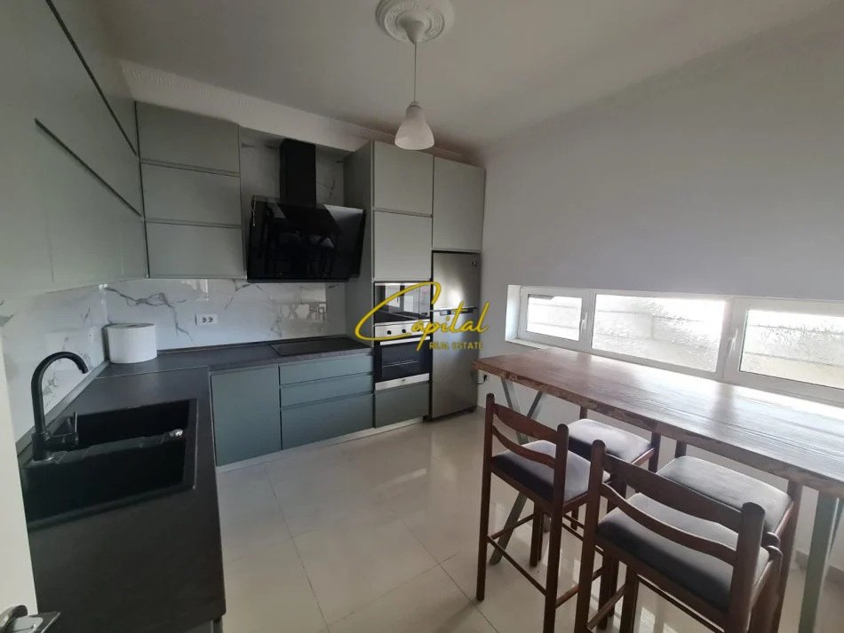 APARTAMENT ME QIRA 2+1+2 KOPSHTI BOTANIK 80.000 LEKE