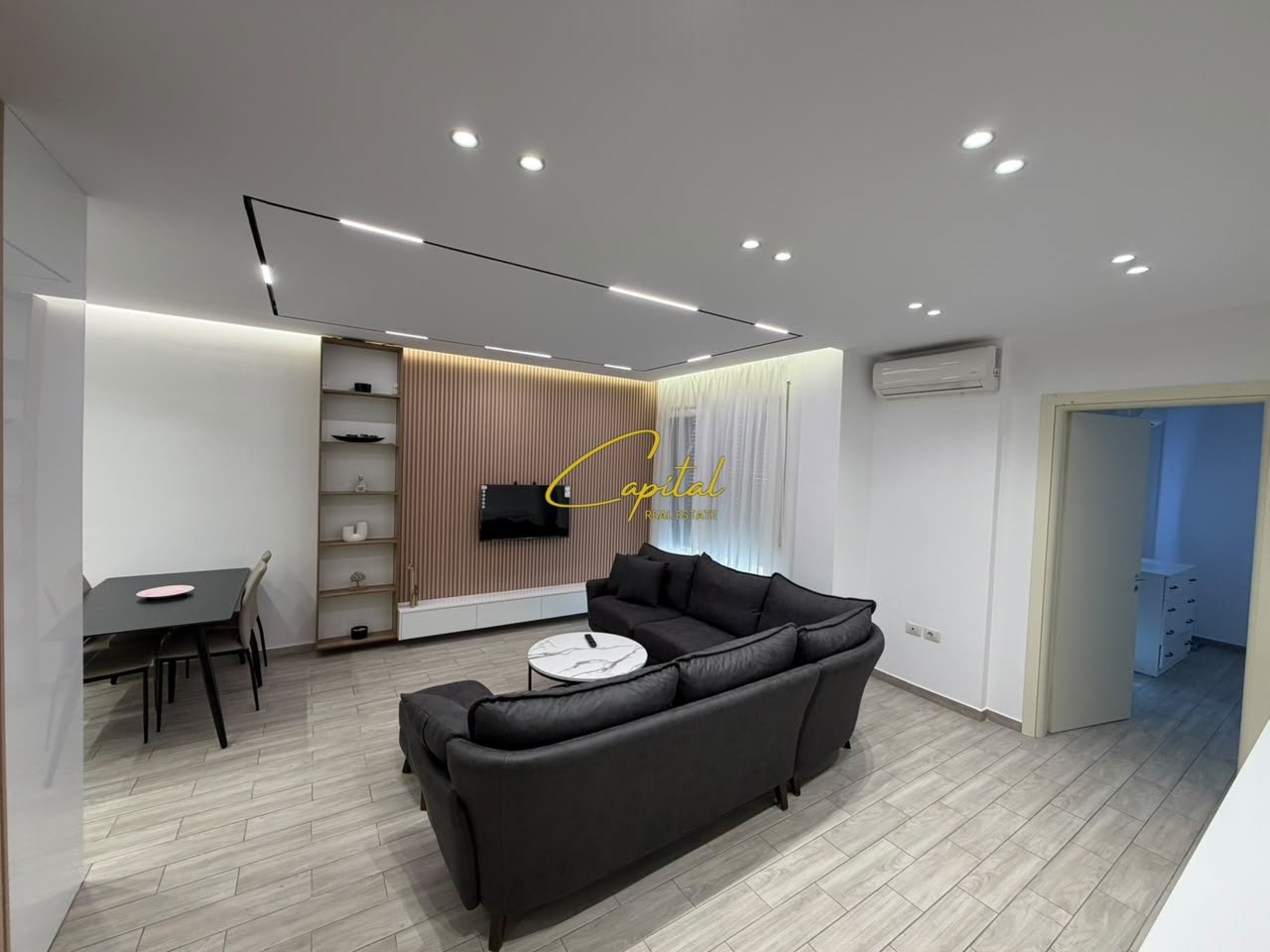 APARTAMENT ME QIRA 1+1 ISH STACIONI TRENIT 80.000 LEKE