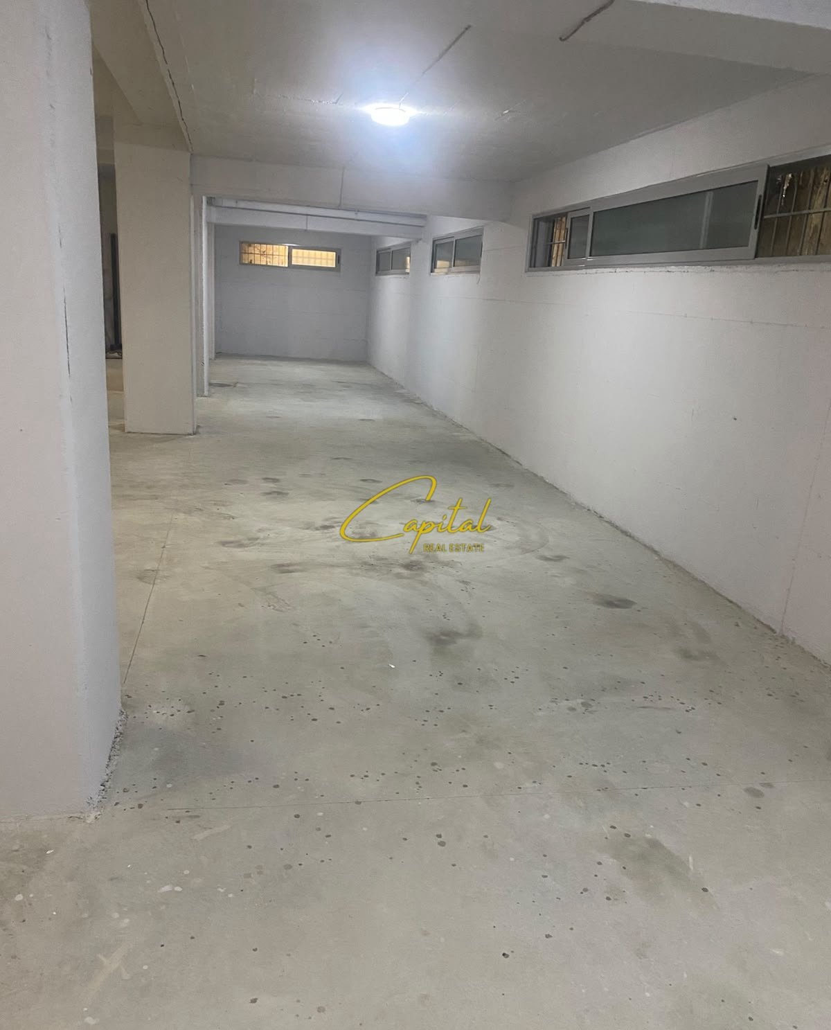 MAGAZINE ME QIRA 300 M2 ASTIR 3000 EURO