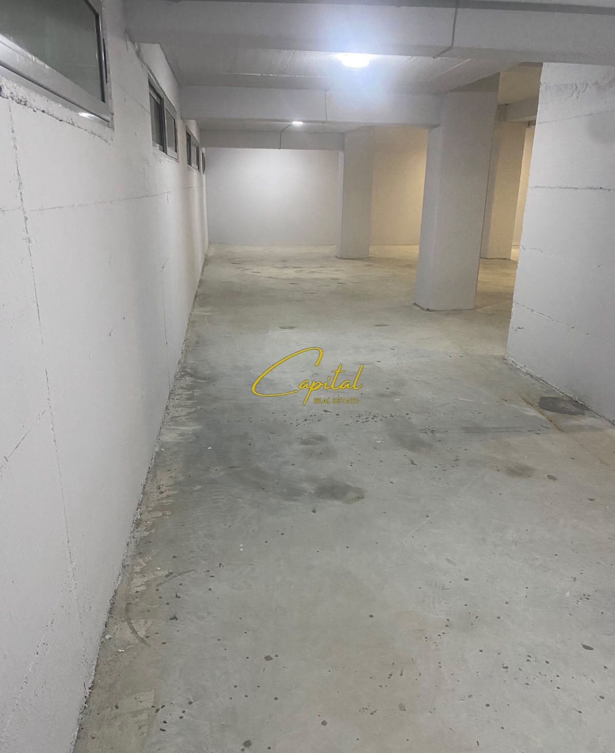 MAGAZINE ME QIRA 300 M2 ASTIR 3000 EURO
