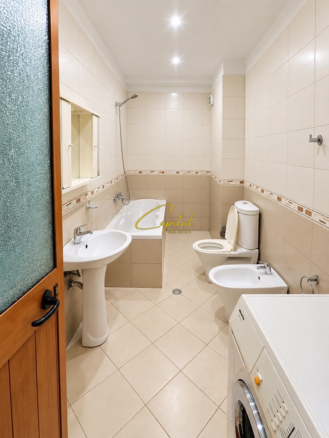GARSONIERE ME QIRA 50 M2 ISH TREGU ELEKTRIK 45.000 LEKE