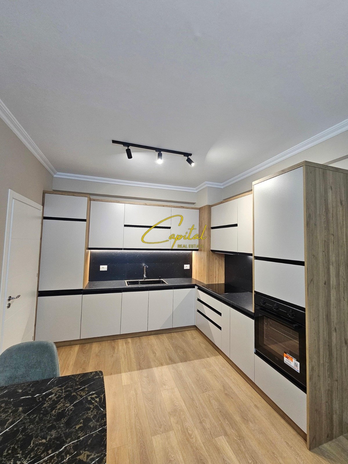 APARTAMET ME QIRA 1+1 ASTIR 55.000 LEKE