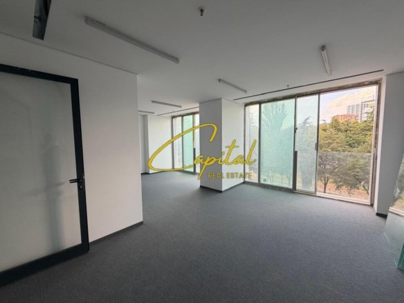 AMBIENT BIZNESI ME QIRA 79 M2 DOWNTOWN TOWER 4000 EURO