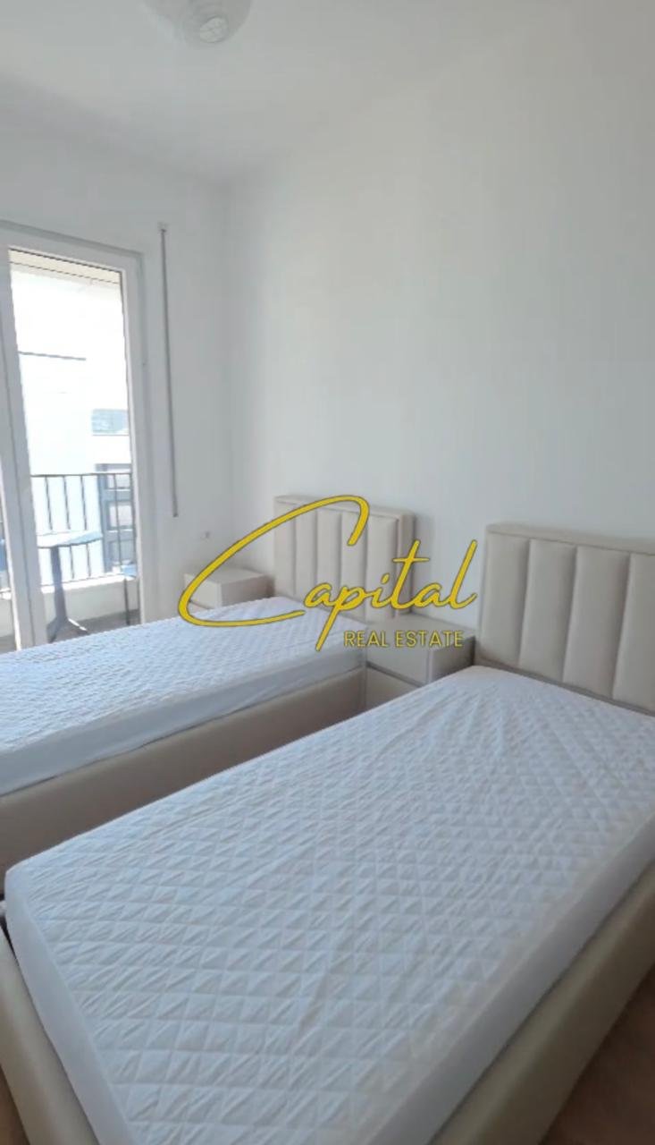 APARTAMENT ME QIRA 2+1 5 MAJI 65.000 LEKE