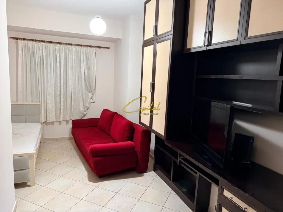 APARTAMENT ME QIRA 2+1 YZBERISHT 45.000 LEKE