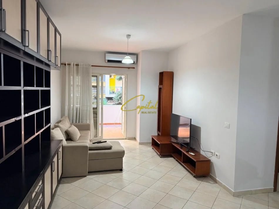 APARTAMENT ME QIRA 2+1 YZBERISHT 45.000 LEKE