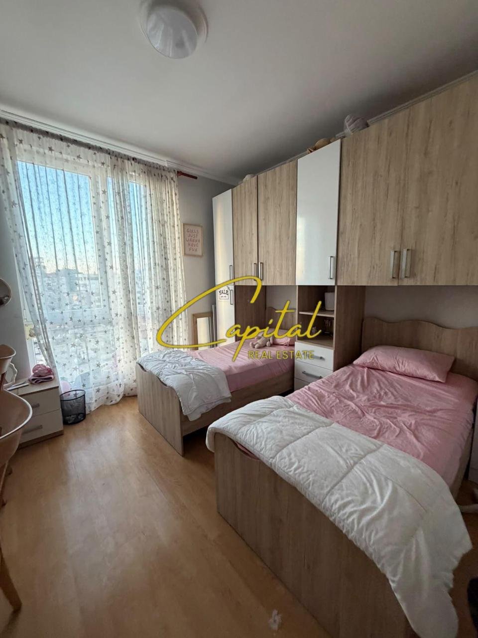 APARTAMENT ME QIRA 2+1+2 21 DHJETORI 90.000 LEKE