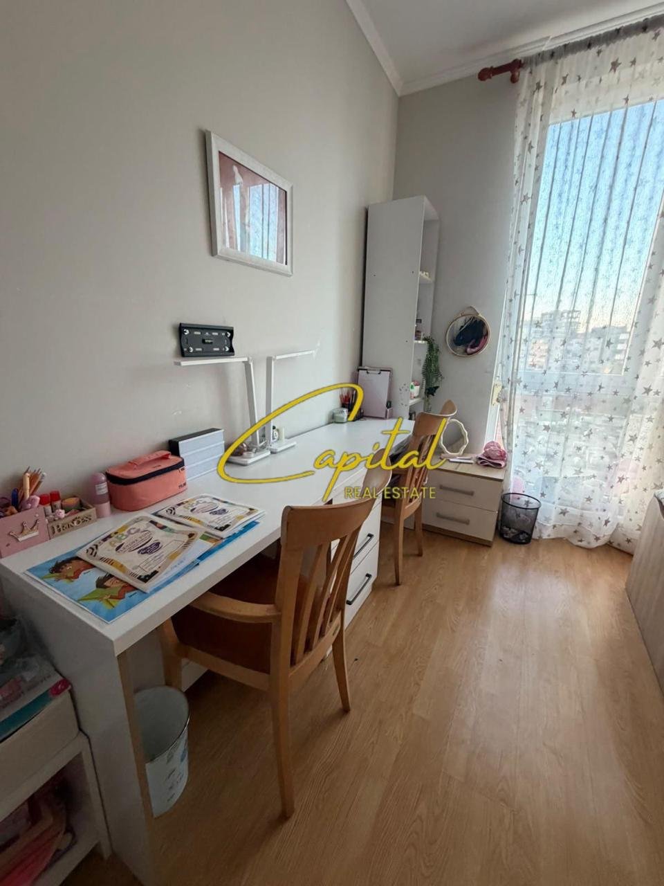 APARTAMENT ME QIRA 2+1+2 21 DHJETORI 90.000 LEKE