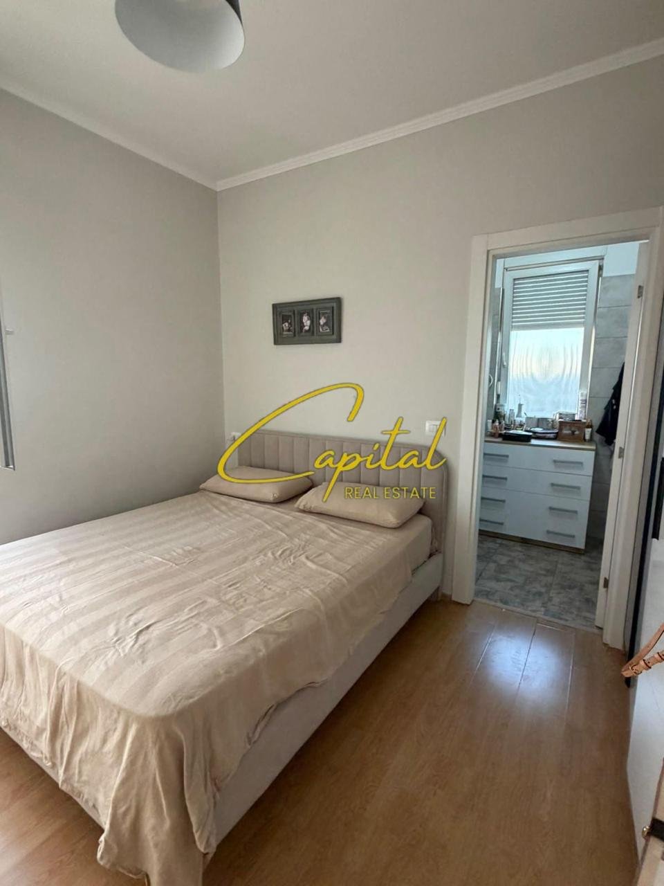 APARTAMENT ME QIRA 2+1+2 21 DHJETORI 90.000 LEKE