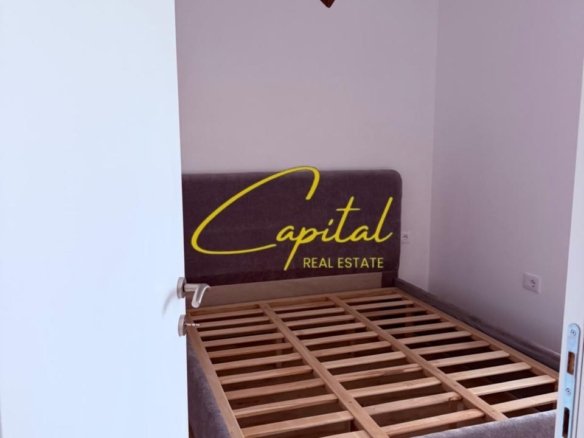 APARTAMENT ME QIRA 1+1 SHKOLLA E BASHKUAR 50.000 LEKE