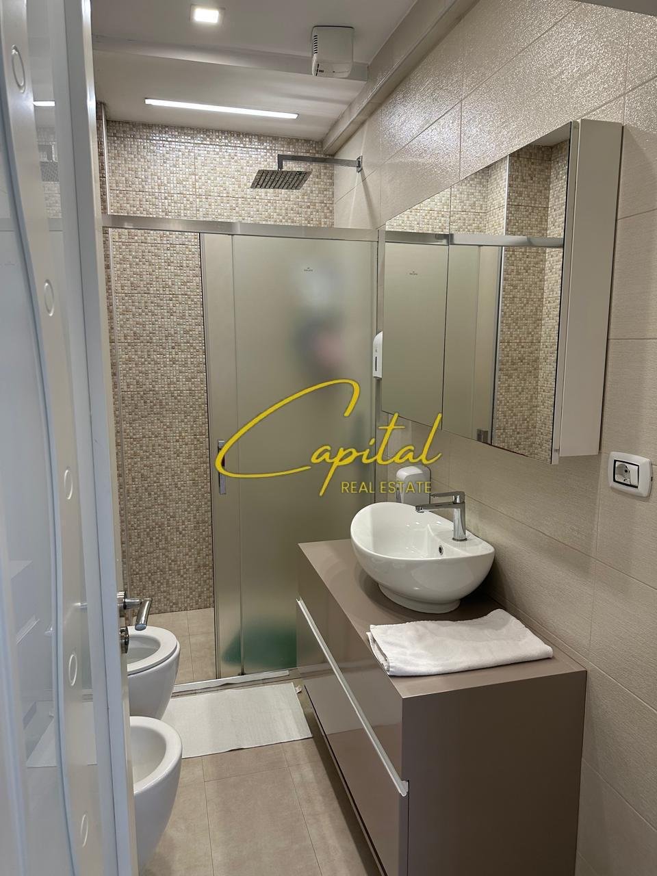 APARTAMENT ME QIRA 2+1 STADIUMI DINAMO 900 EURO