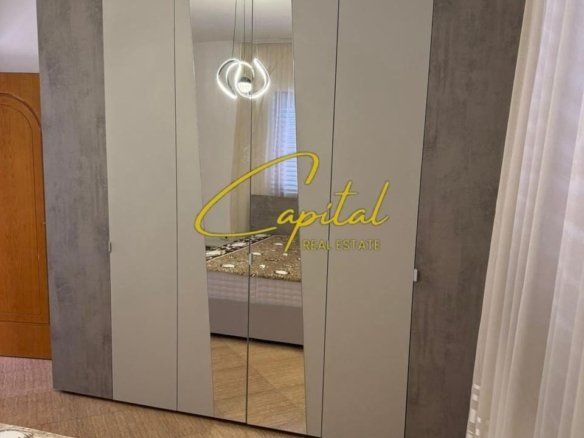APARTAMENT ME QIRA 2+1 RRUGA SIRI KODRA 60.000 LEKE