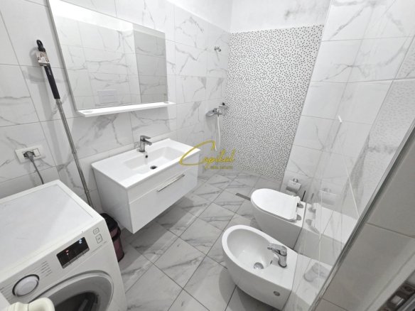 APARTAMENT ME QIRA 2+1 YZBERISHT 50.000 LEKE