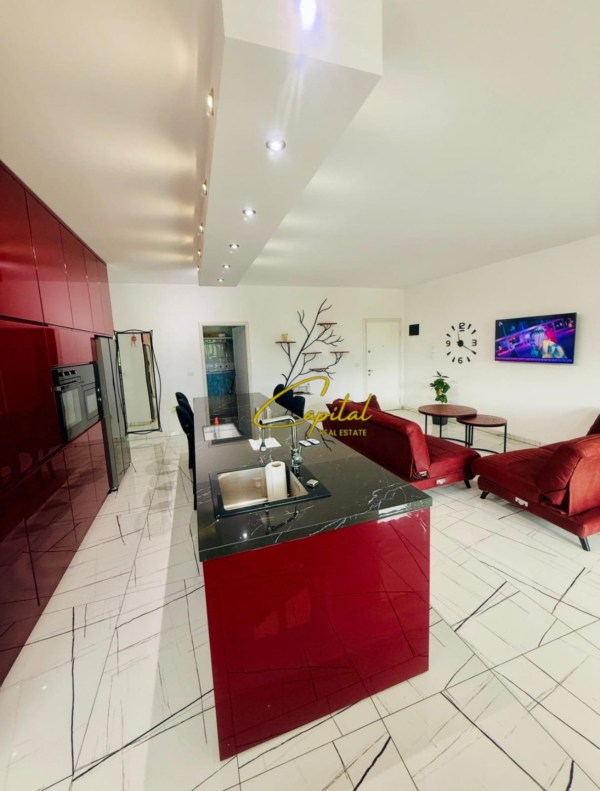 ZYRE ME QIRA 137 M2 LIQENI I THATE 1.200 EURO