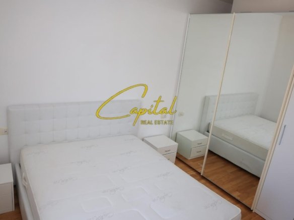 APARTAMENT ME QIRA 2+1 KOPSHTI BOTANIK 80.000 LEKE