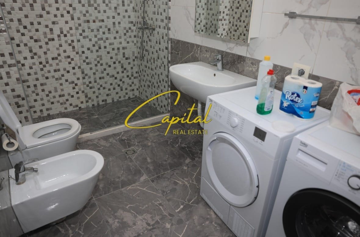 APARTAMENT ME QIRA 2+1 KOPSHTI BOTANIK 80.000 LEKE