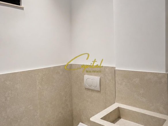 SHITET DYQAN 50 M2 PAZARI I RI 188.000 EURO