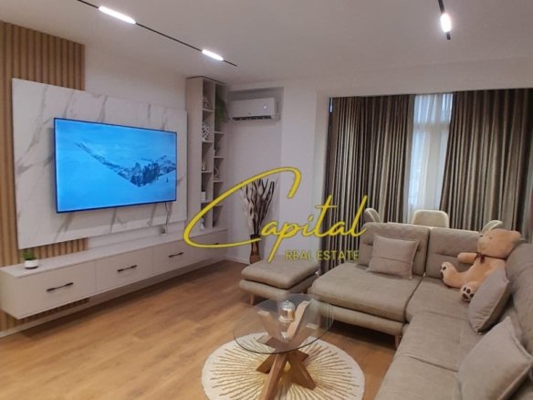 APARTAMENT ME QIRA 1+1 21 DHJETORI 70.000 LEKE