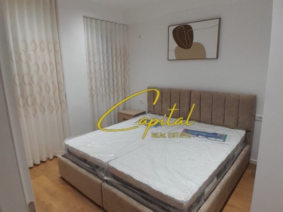 APARTAMENT ME QIRA 1+1 21 DHJETORI 70.000 LEKE