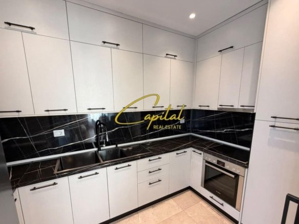 APARTAMENT ME QIRA 3+1+2 PORCELANI 1000 EURO