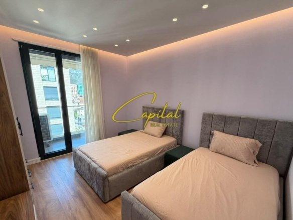 APARTAMENT ME QIRA 3+1+2 PORCELANI 1000 EURO