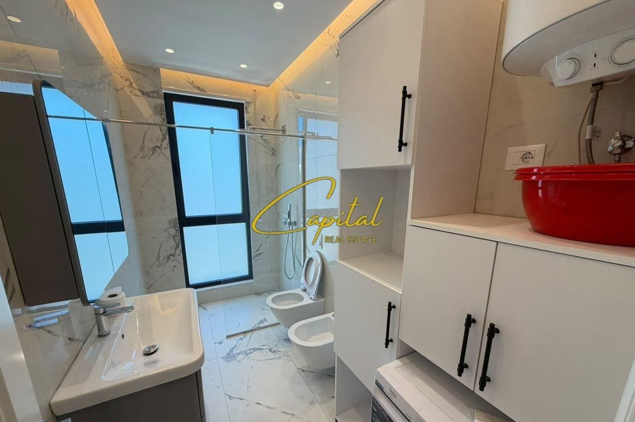 APARTAMENT ME QIRA 3+1+2 PORCELANI 1000 EURO