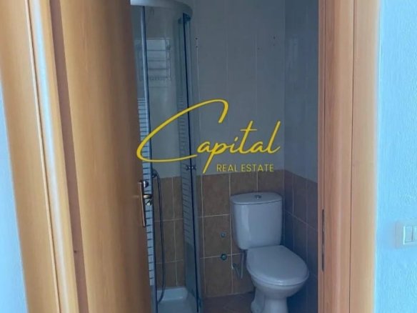 APARTAMENT ME QIRA 1+1 PAZARI I RI 650 EURO