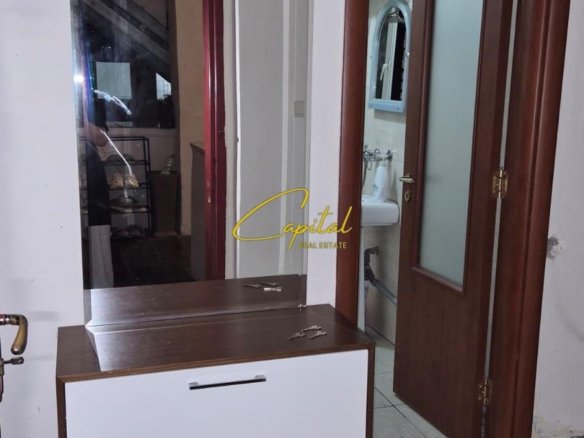 APARTAMENT ME QIRA 1+1 SHKOLLA E BALETIT 42.000 LEKE
