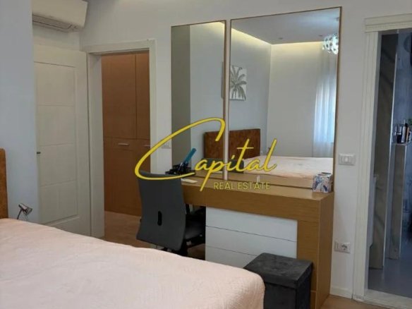 APARTAMENT ME QIRA 2+1+2 MYSLYM SHYRI 1000 EURO