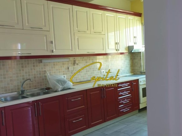 ZYRE ME QIRA 150 M2 KOMUNA E PARISIT 65.00 LEKE