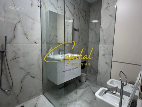 APARTAMENT ME QIRA 2+1+2 RRUGA E ELBASANIT 1000 EURO