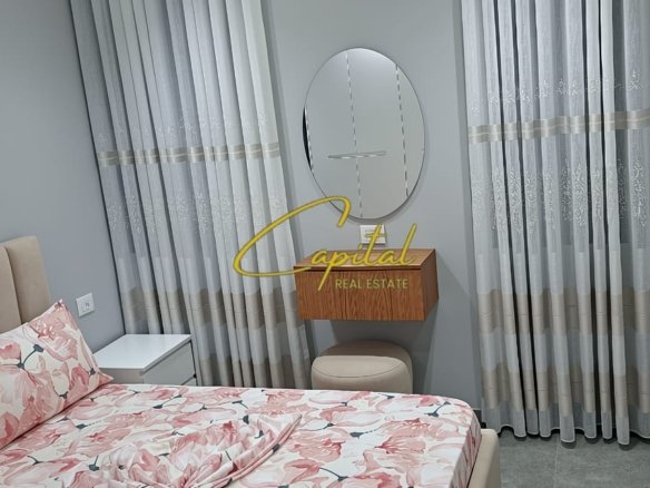 APARTAMENT ME QIRA 1+1 RRUGA E DIBRES 65.000 LEKE