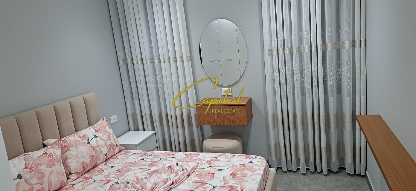 APARTAMENT ME QIRA 1+1 RRUGA E DIBRES 65.000 LEKE